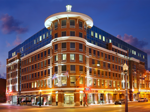 Hampton Inn and Suites Columbus Downtown Hotel